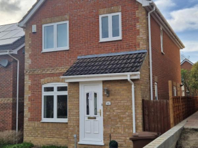 Captivating 3-Bed House in Strood Rochester Kent